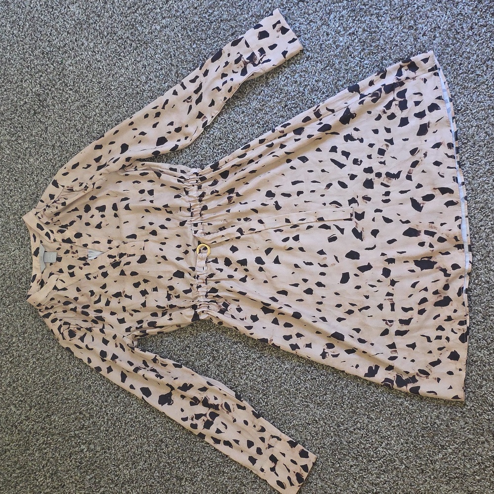 H&M Womens Dress in Nude and Black